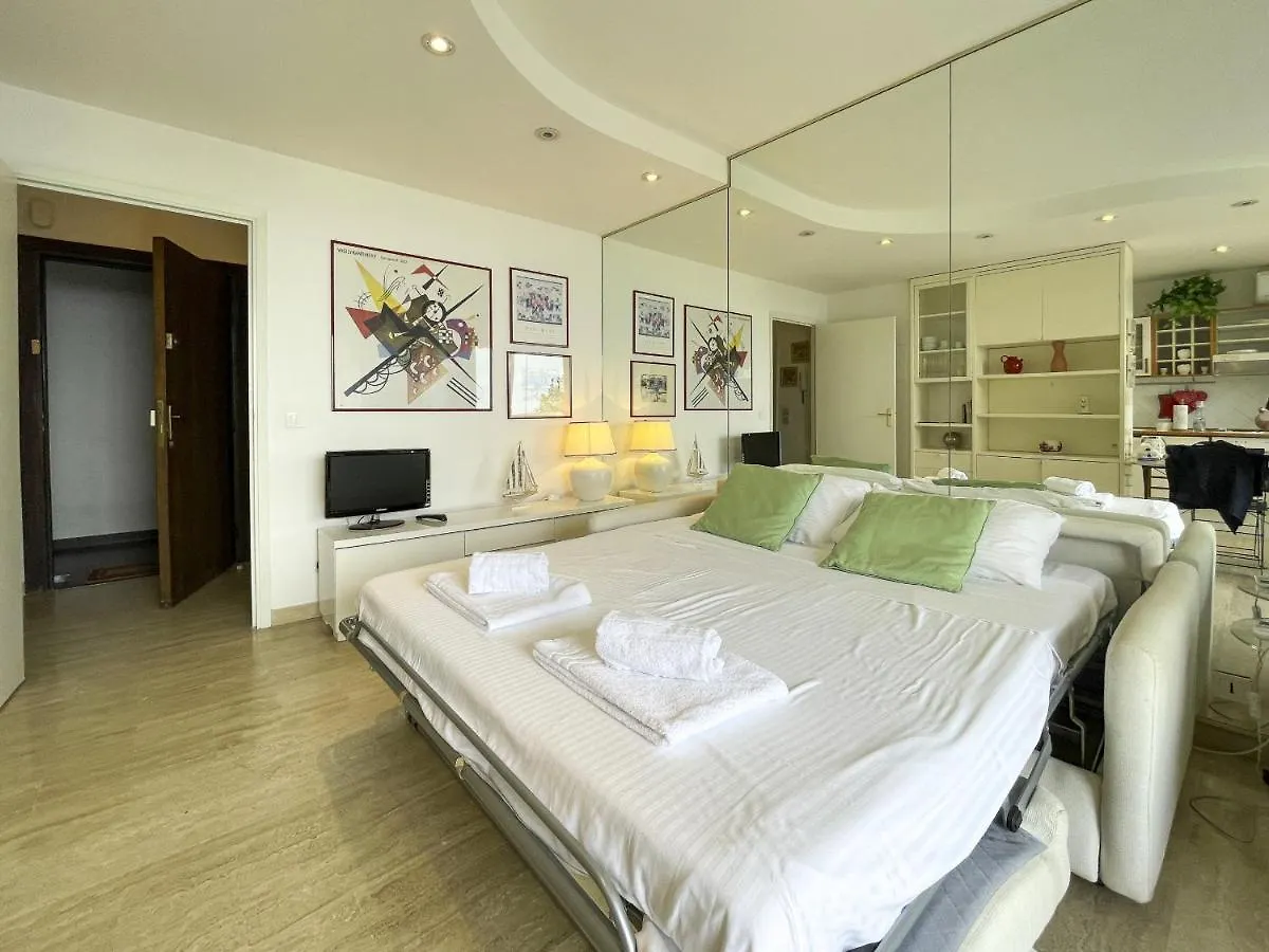 Le Cap Vert 2Pers Vista Mare Piscina Parcheggio Roquebrune-Cap-Martin 0*,  France